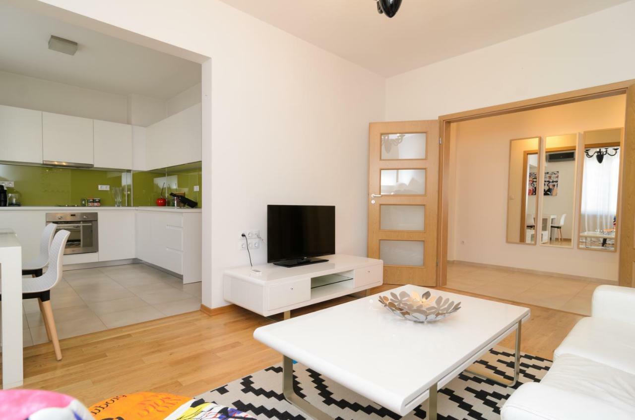 Rise & Shine Sofia Luxury Apartment By Flat Mаnager Exterior photo